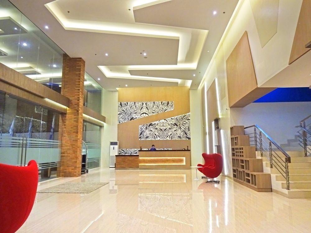 Hotel 88 Itc Fatmawati Jakarta By Wh Екстер'єр фото