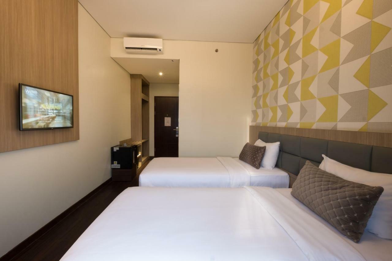 Hotel 88 Itc Fatmawati Jakarta By Wh Екстер'єр фото
